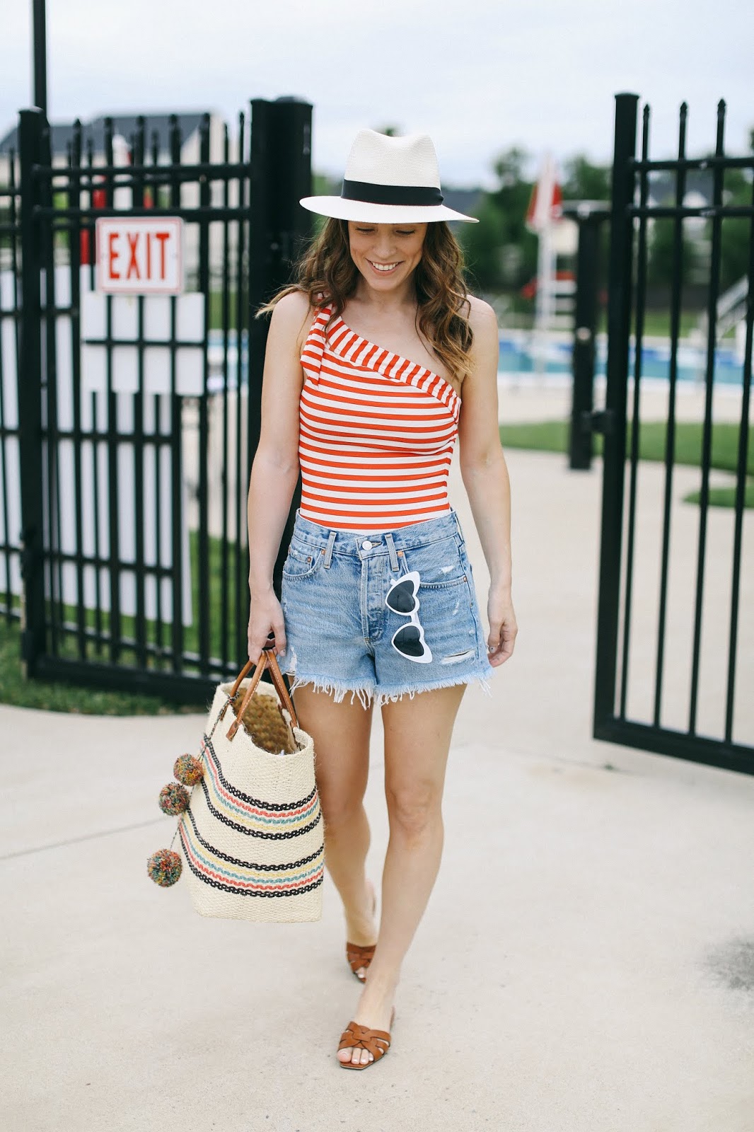 4th of July Pool Outfit Ideas
