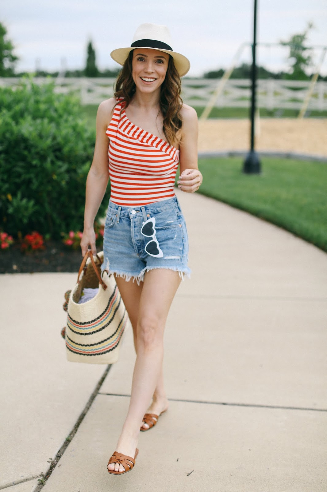 Pool Day + 4th of July Outfit Ideas - alittlebitetc