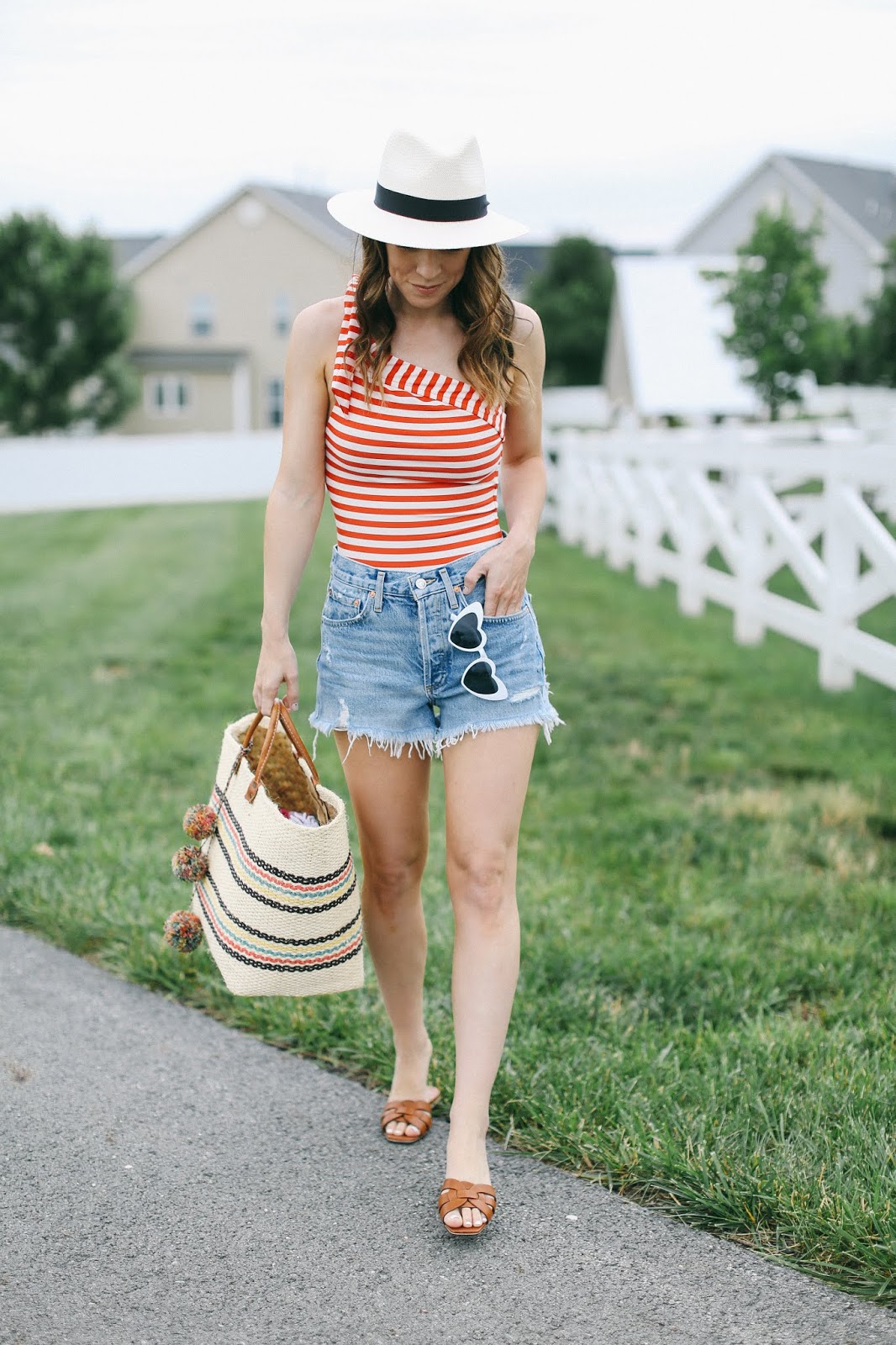 4th of July Pool Outfit Ideas