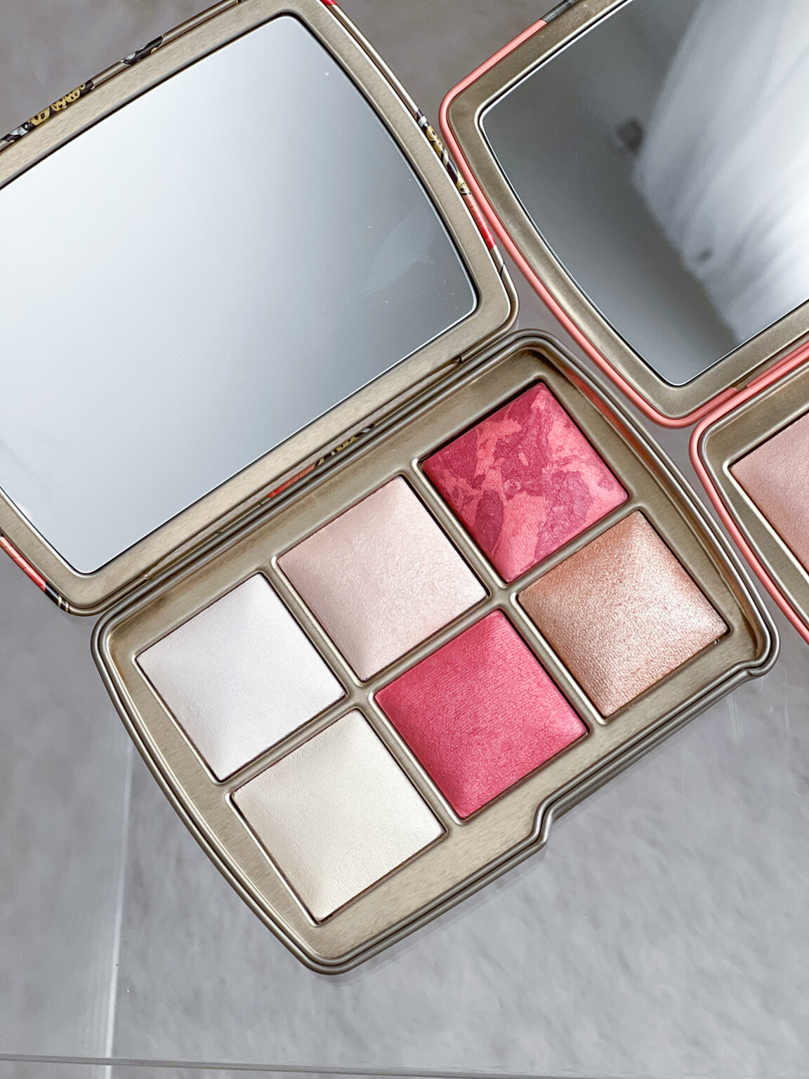 Hourglass Holiday 2022 Ambient Lighting Edit Palettes alittlebitetc