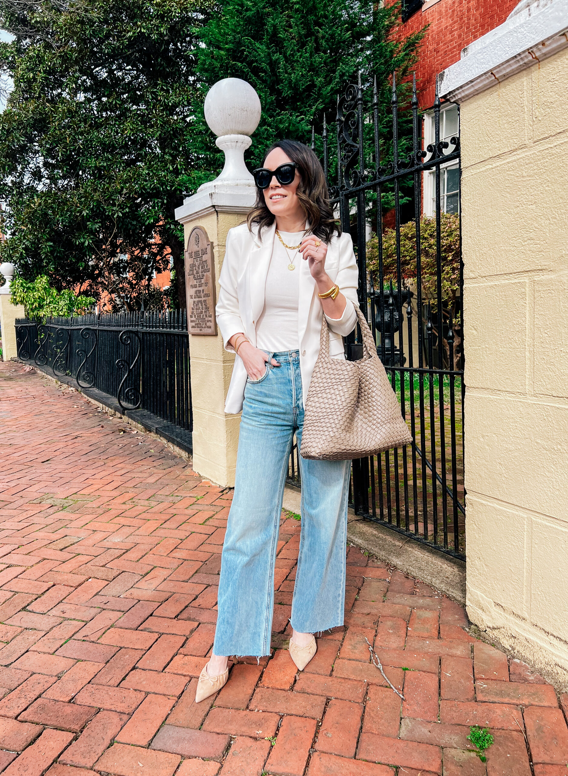 How To Style Wide Leg Jeans with a blazer