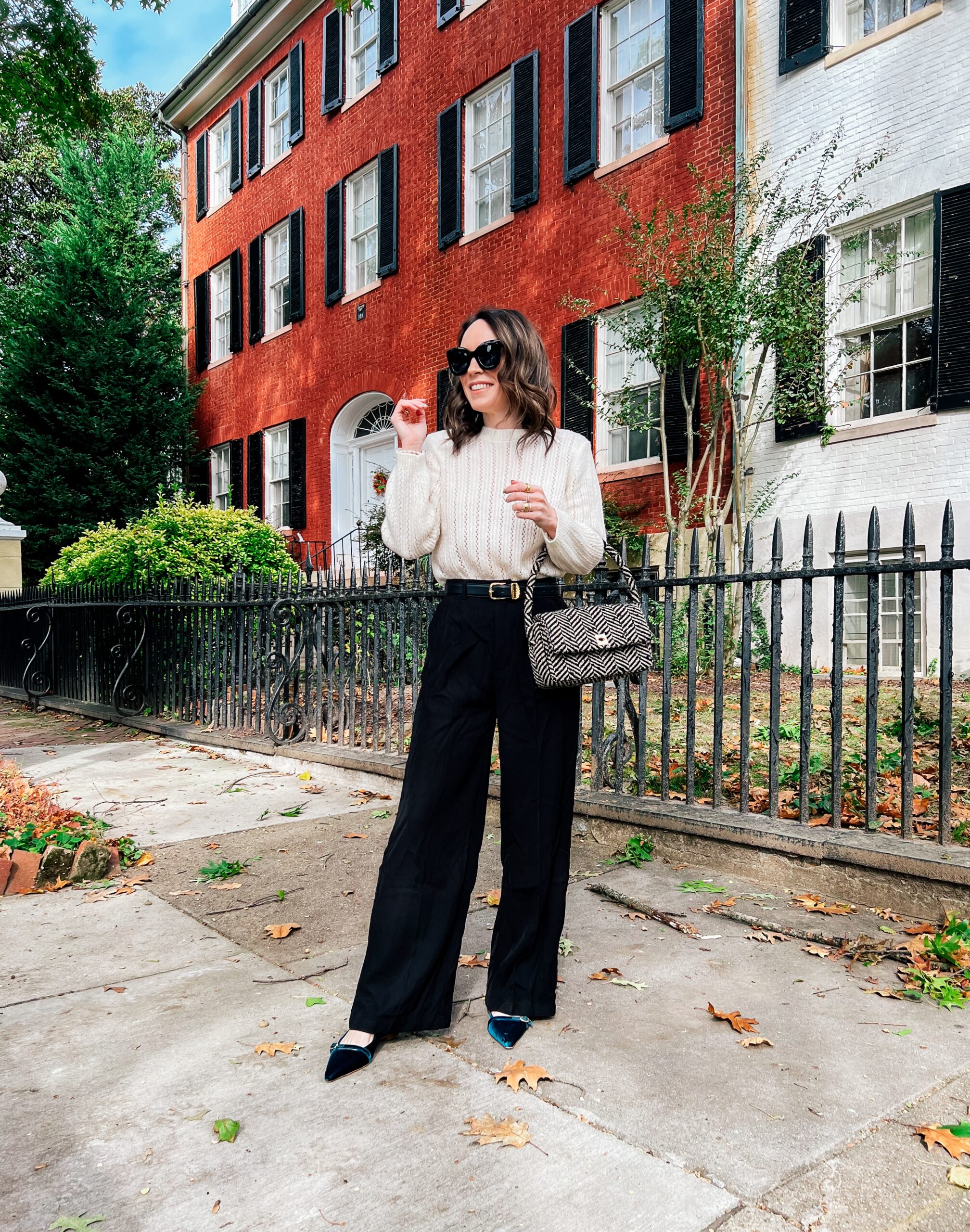 Pointy-Toe Flats fall look